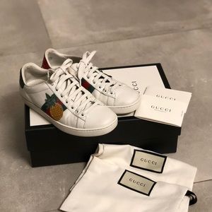 Gucci ace embroidered sneakers